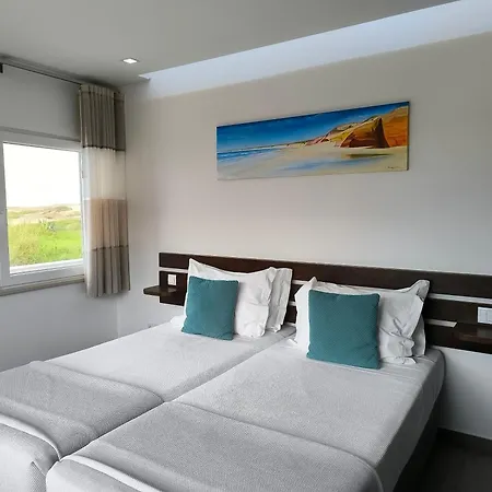 4 Surf Ii Couette-café Baleal